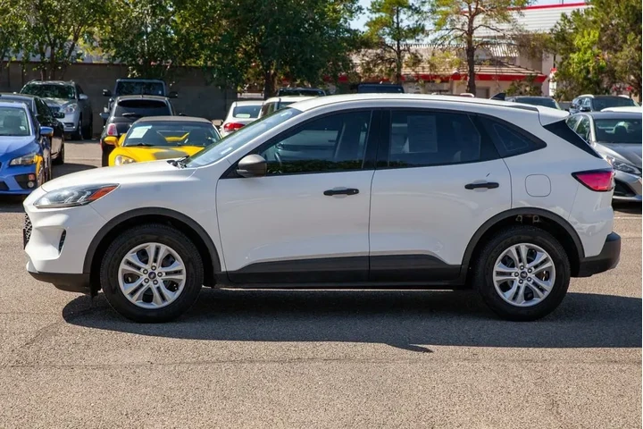 $15350 : 2020 Escape S image 8