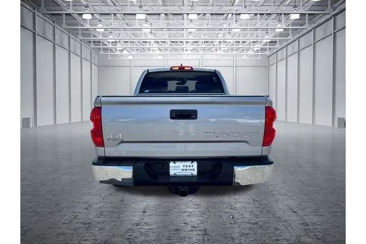 $39999 : Toyota Tundra 2020 4x4 SR5 4 image 6