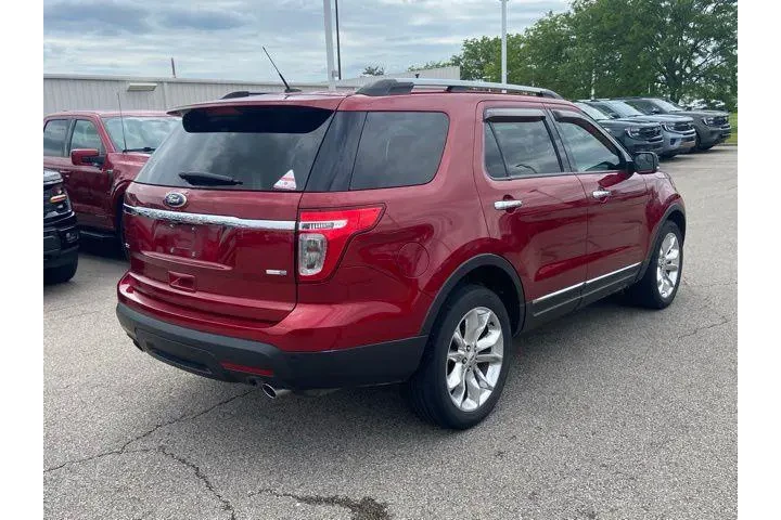 $13975 : Ford Explorer 2014 AWD XLT 4 image 3