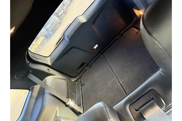 $17951 : Ford Explorer 2019 Limited 4 image 4