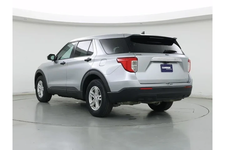 $27998 : Ford Explorer 2023 AWD Base image 2