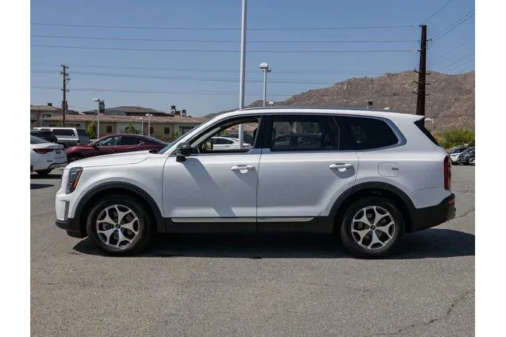 $30471 : Kia Telluride 2022 AWD EX 4d image 7