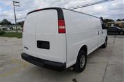 $16995 : 2013 G2500 Vans thumbnail