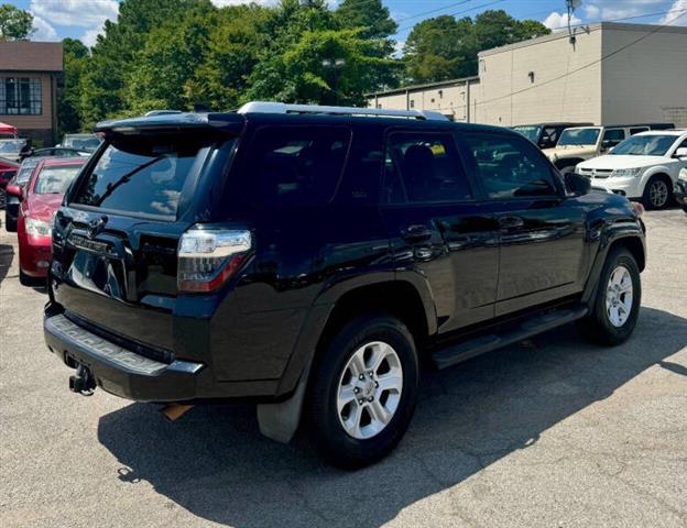 $18900 : 2016 4Runner SR5 image 10