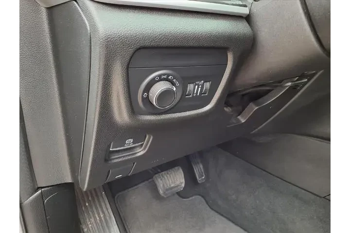 $28900 : Jeep Grand Cherokee L 2023 4 image 9