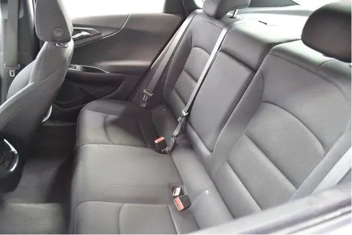 $17994 : Chevrolet Malibu 2024 LT 4dr image 10