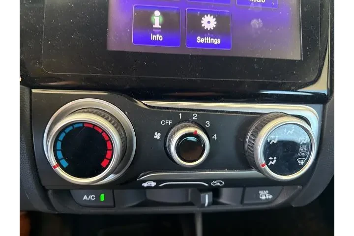 Honda Fit 2015 EX 4dr Hatchb image 9