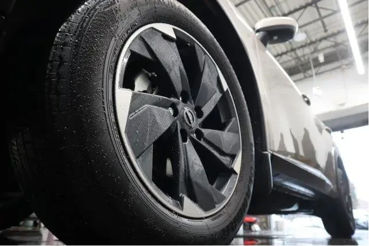 $28205 : Nissan Rogue 2026 AWD SV 4dr image 9