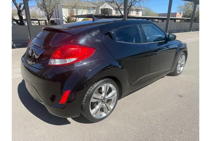 $8995 : 2013 Veloster image 9