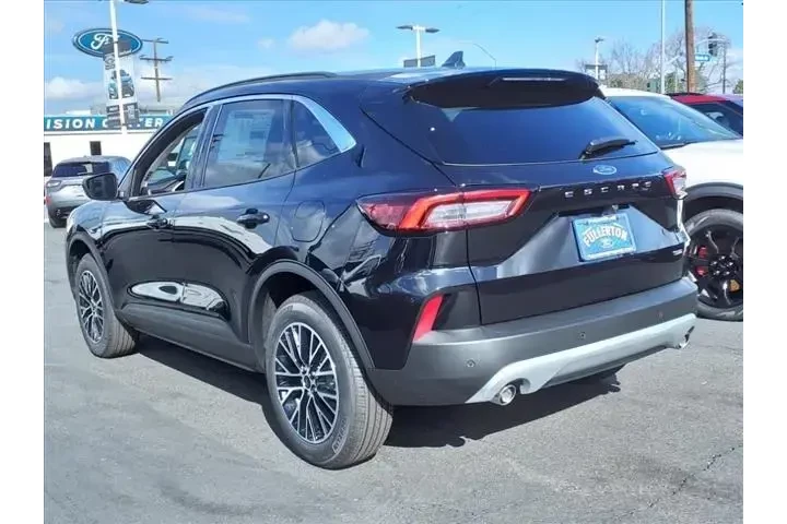 $26999 : Ford Escape Plug-In Hybrid 2 image 5