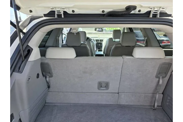 $8995 : 2011 Traverse LT image 9