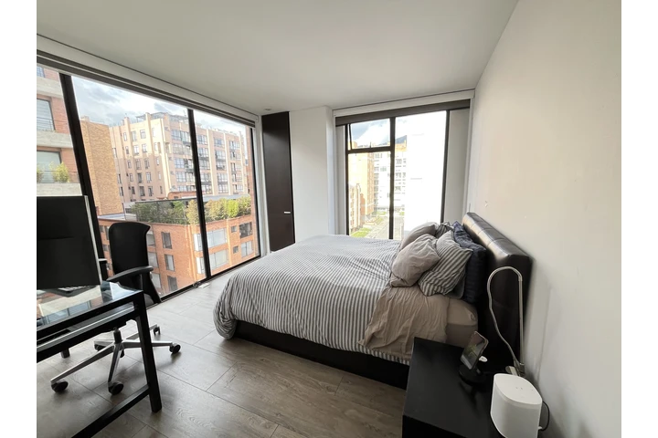 $1100000000 : Vendo Apto 3h en Chicó-Bogotá image 4