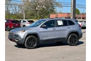 $14495 : Jeep Cherokee 2018 4x4 Trail thumbnail