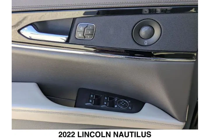 $36575 : Lincoln Nautilus 2022 AWD Re image 10