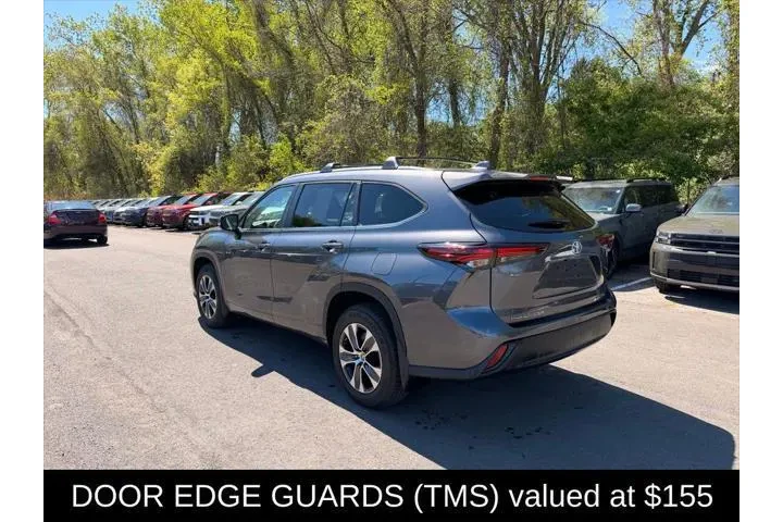 $39900 : Toyota Highlander 2024 AWD X image 6
