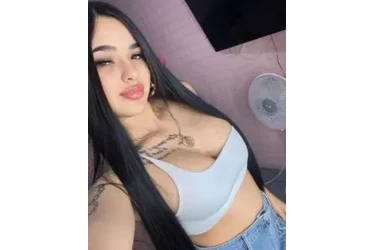 818-310-2167 CHICA🧡COLOMBIANA en Los Angeles