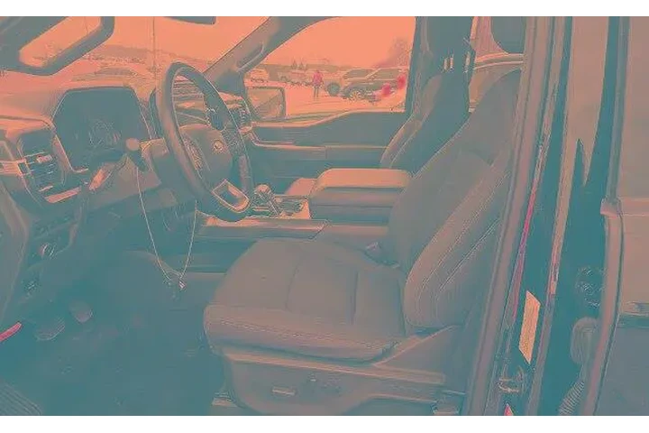 $39808 : Ford F-150 2023 4x4 XL 4dr S image 2