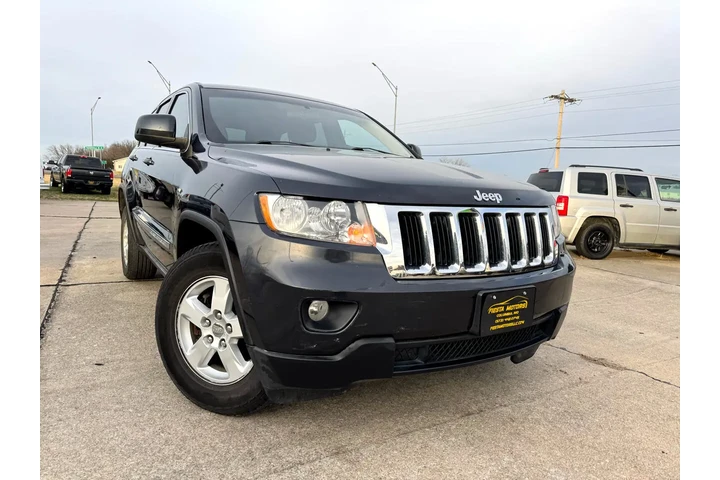 $7999 : 2012 Grand Cherokee Laredo 4WD image 3