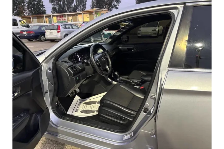 $13599 : 2016 Accord Sport image 10