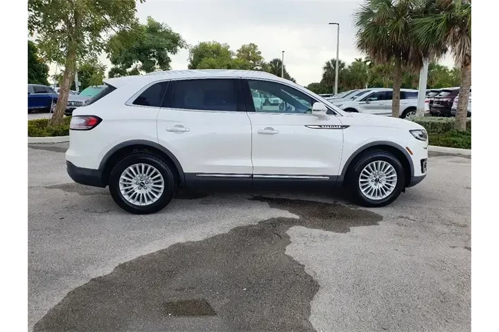 $22490 : Lincoln Nautilus 2019 4dr SU image 2