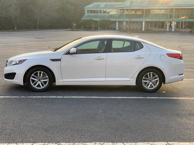 $4800 : 2011 Optima LX image 4