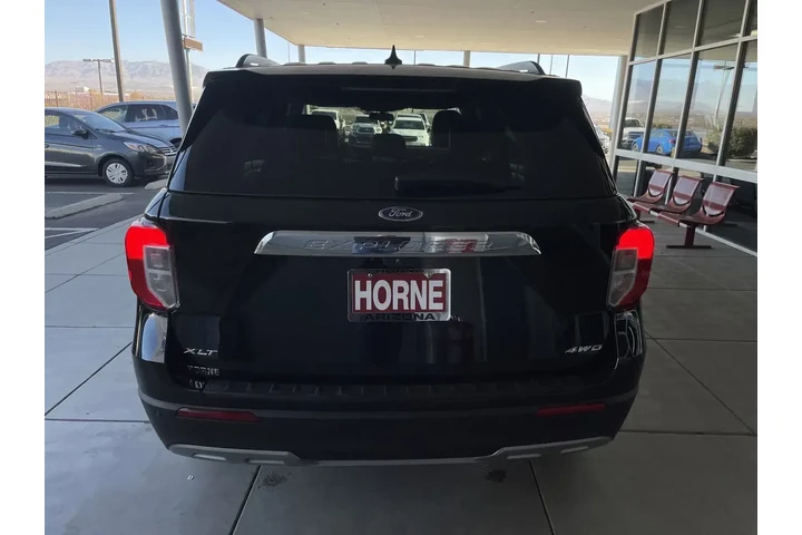 $27812 : Ford Explorer 2023 AWD XLT 4 image 5