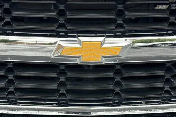 $25878 : Chevrolet Silverado 1500 LD image 8