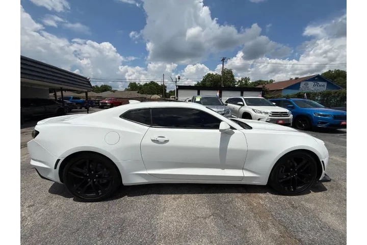 $27495 : 2023 Camaro LT image 7