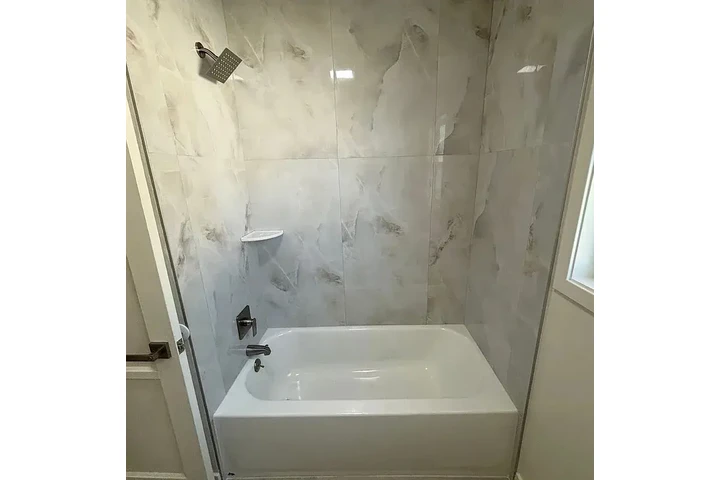 $1000 : Beautiful Home...LAKEWOOD,CA image 7
