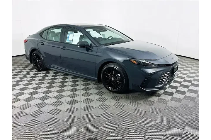 $35900 : Toyota Camry 2026 SE 4dr Sed image 1