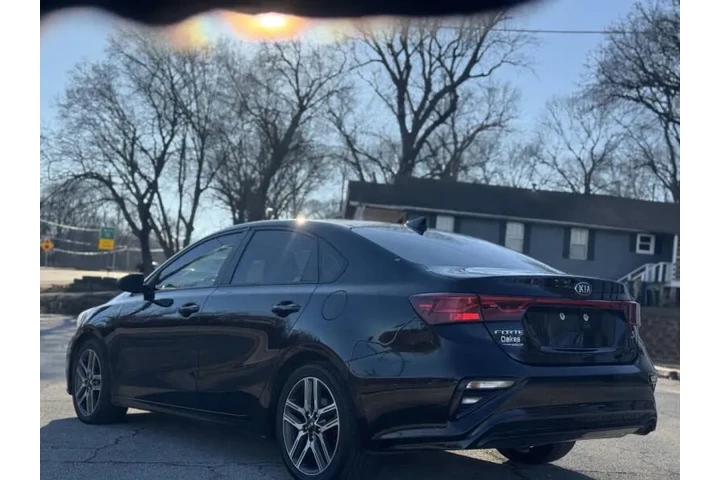 $7999 : 2019 Forte S image 7