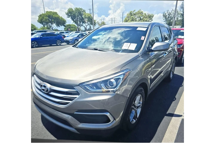 $10999 : VENDO SANTA FE image 2