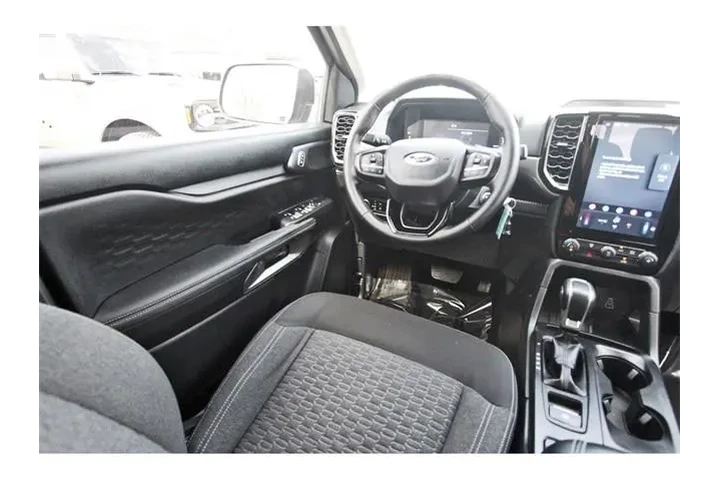 $31769 : Lincoln Navigator 2020 4x2 R image 7