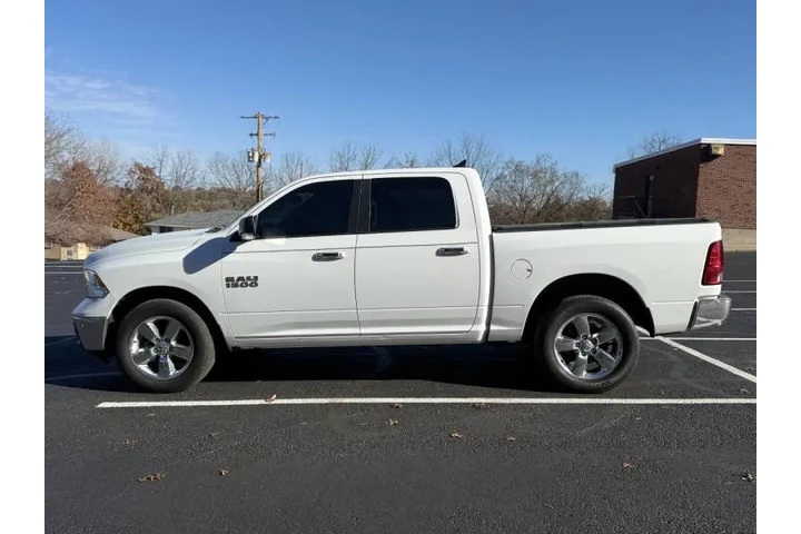 $18999 : 2017 RAM 1500 Big Horn image 6