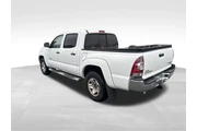 $10997 : Toyota Tacoma 2009 4x2 PreRu thumbnail