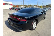 $14980 : 2019 Charger SXT RWD thumbnail