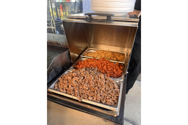 Tacos el Gallo Loco image 9