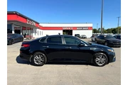 2020 Optima LX Auto en Lexington
