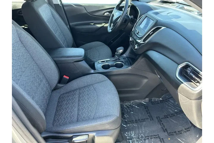$18390 : Chevrolet Equinox 2024 4x4 L image 9