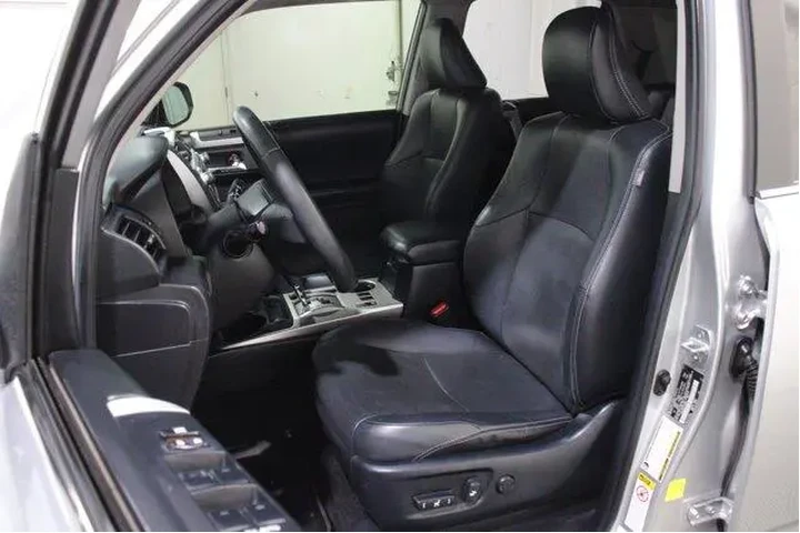 $29998 : Toyota 4Runner 2018 AWD Limi image 5