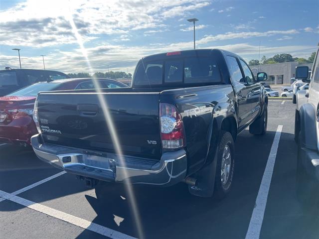 $23991 : PRE-OWNED 2013 TOYOTA TACOMA image 10