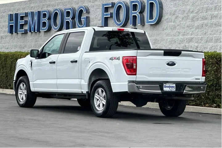 $35940 : Ford F-150 2023 4x4 XLT 4dr image 6