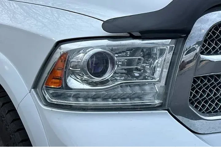 $21995 : Ram 1500 2014 4x4 Laramie Li image 10