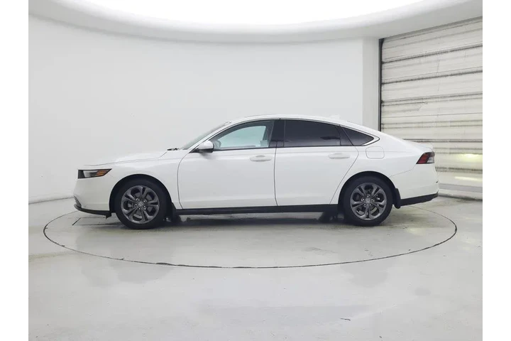 $25998 : Honda Accord 2023 EX 4dr Sed image 3