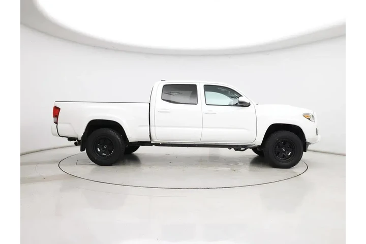 $31998 : Toyota Tacoma 2017 4x4 TRD S image 7