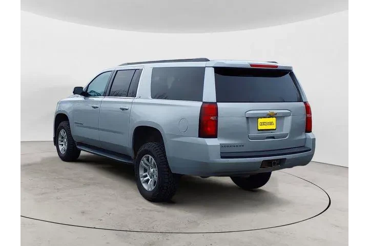 $17561 : Chevrolet Suburban 2017 4x4 image 3