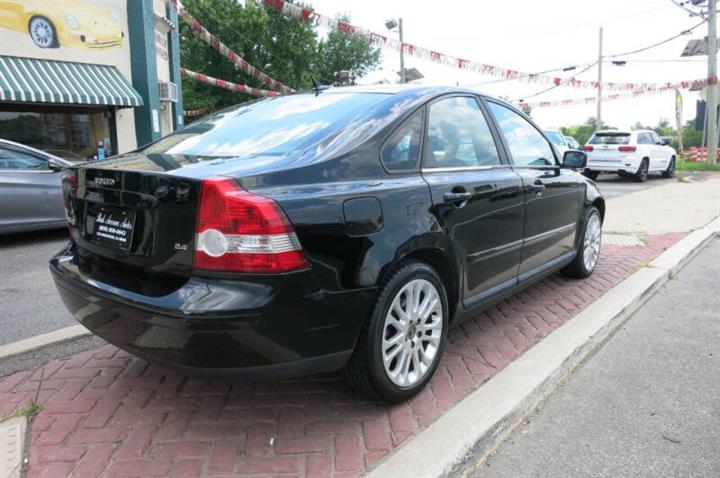 $4995 : 2005 S40 2.4i image 4