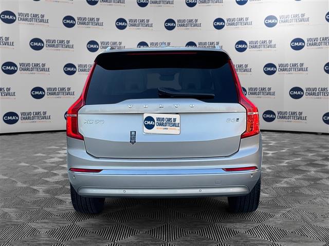 $61393 : PRE-OWNED 2024 VOLVO XC90 B6 image 4