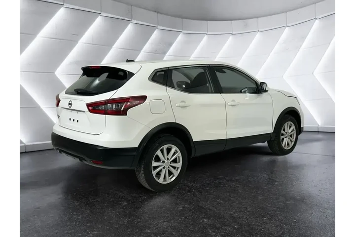 $15051 : Nissan Rogue Sport 2020 S 4d image 4