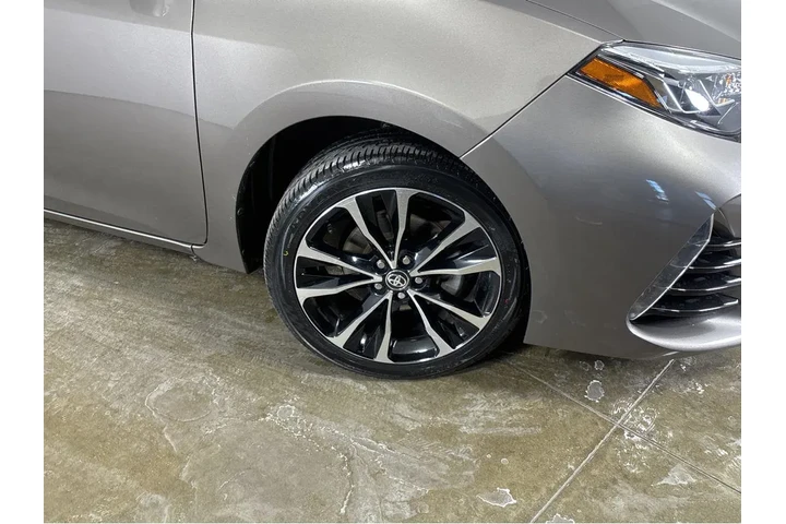 $15000 : Silver Certified2018 Corolla image 9